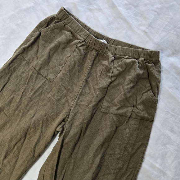 Umgee Linen Blend Ruffle Hem Pants Size Small Pockets Olive Green - Picture 7 of 14
